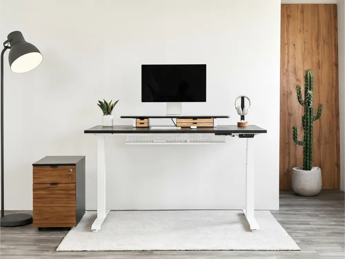 Fusion Edge B&agrave;n n&acirc;ng hạ Fusion Edge 1m4 gỗ tần b&igrave;, m&agrave;u đen&nbsp;