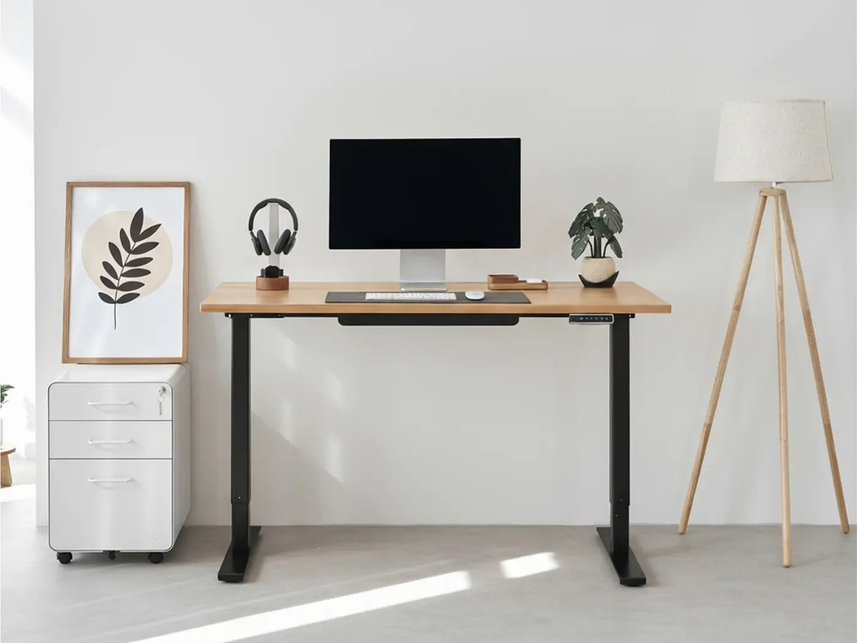 B&agrave;n l&agrave;m việc c&oacute; thể n&acirc;ng hạ NiceDesign được giới trẻ ưa chuộng