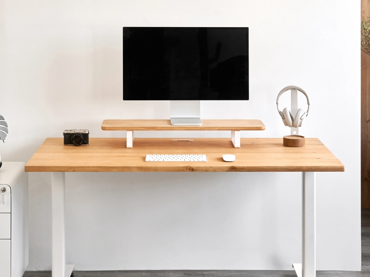 B&agrave;n n&acirc;ng hạ Fusion Edge Base m&agrave;u tự nhi&ecirc;n được ho&agrave;n thiện bằng dầu gốc