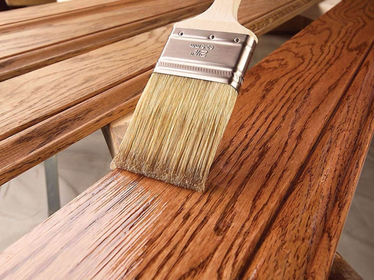 Dầu qu&eacute;t gỗ (hay dầu lau gỗ)