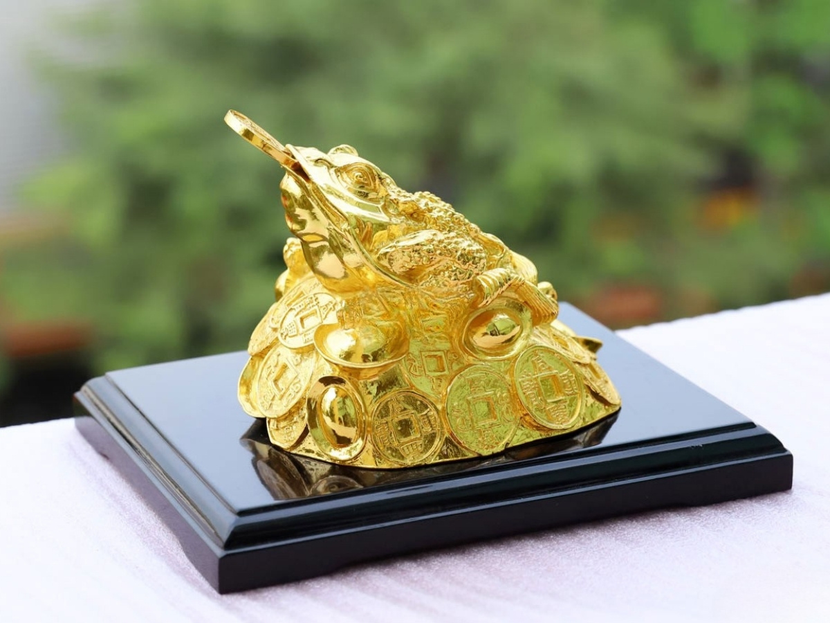 Thiềm thừ l&agrave; linh vật chi&ecirc;u t&agrave;i quen thuộc trong phong thủy